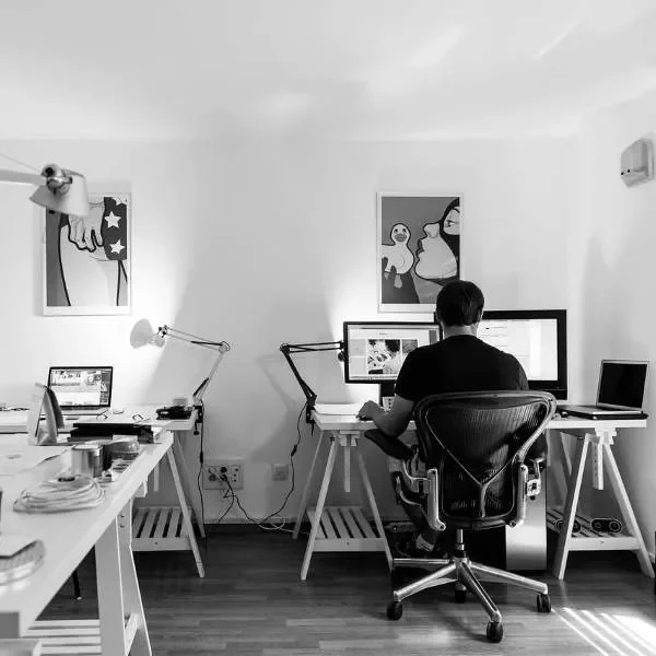 How to hire a top Hertfordshire Web Designer